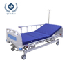Cama de hospital manual de triple manivela con capacidad de 200 kg y respaldo de 80&deg; - Cama de enfermer&iacute;a de acero recubierta con aerosol resistente para cl&iacute;nicas/hogares de ancianos, incluye barandillas plegables y portasueros